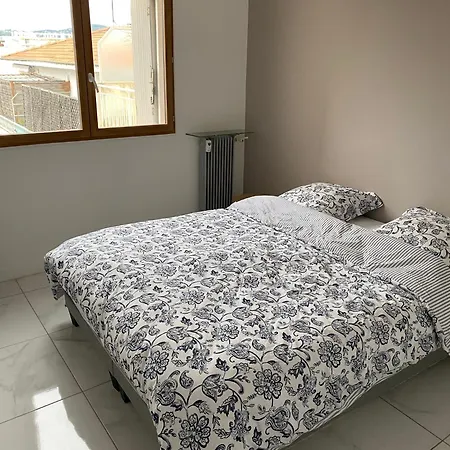 شقة Chamant T3 Avec Terrasse Au Coeur D'antibes A 10min A Pieds De La Mer أنتيب